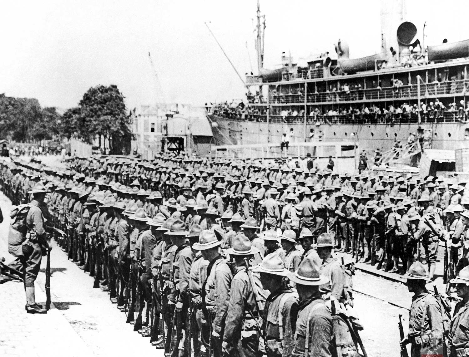  In this June 1917 photo, the first troops of the American Expeditionary Force land at the French port of St. Nazaire, France. (AP Photo) 