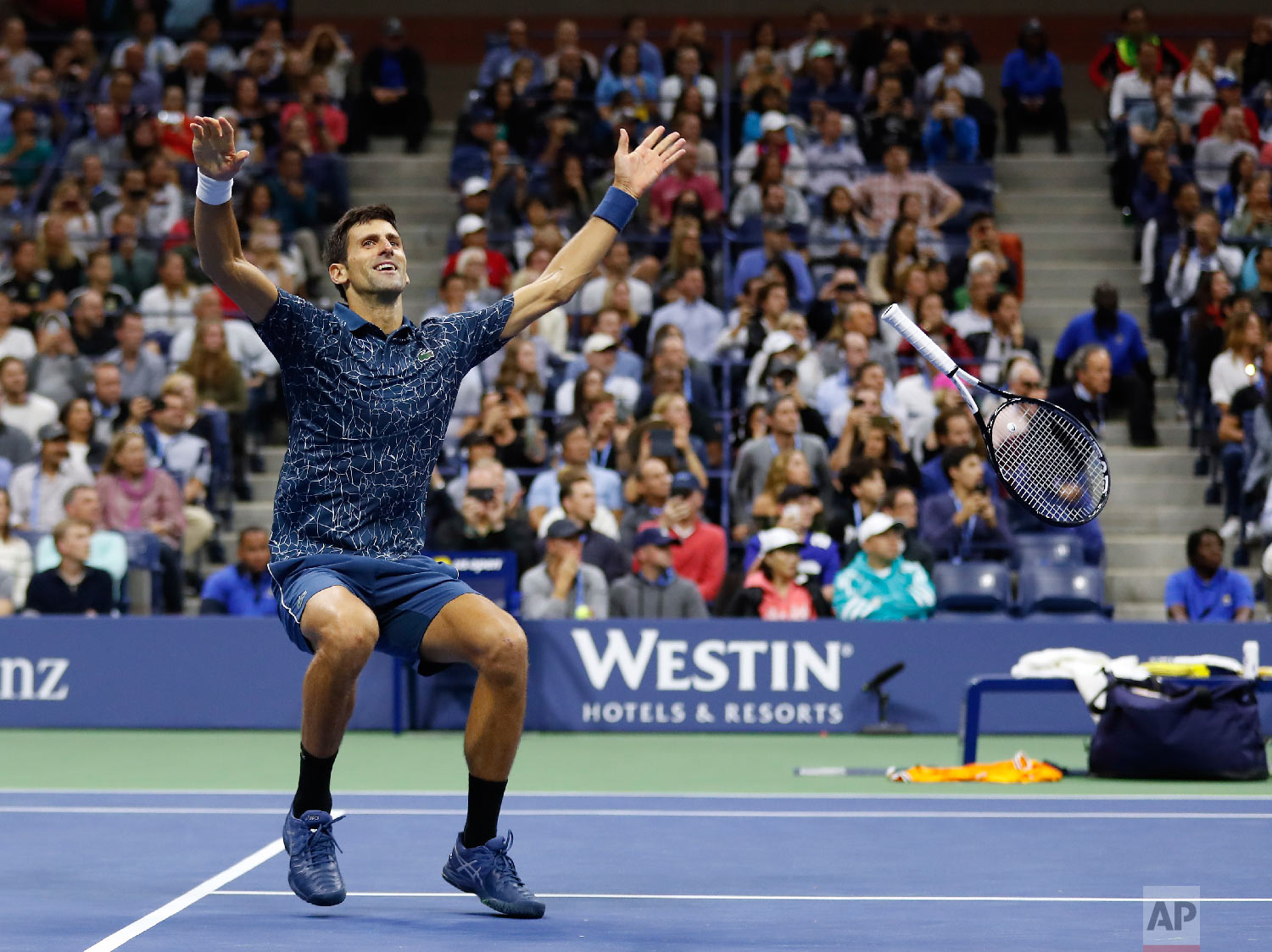  Novak Djokovic, of Serbia, celebrates after defeating Juan Martin del Potro, of Argentina, during the men's final of the U.S. Open tennis tournament on Sept. 9, 2018, in New York. (AP Photo/Adam Hunger) 