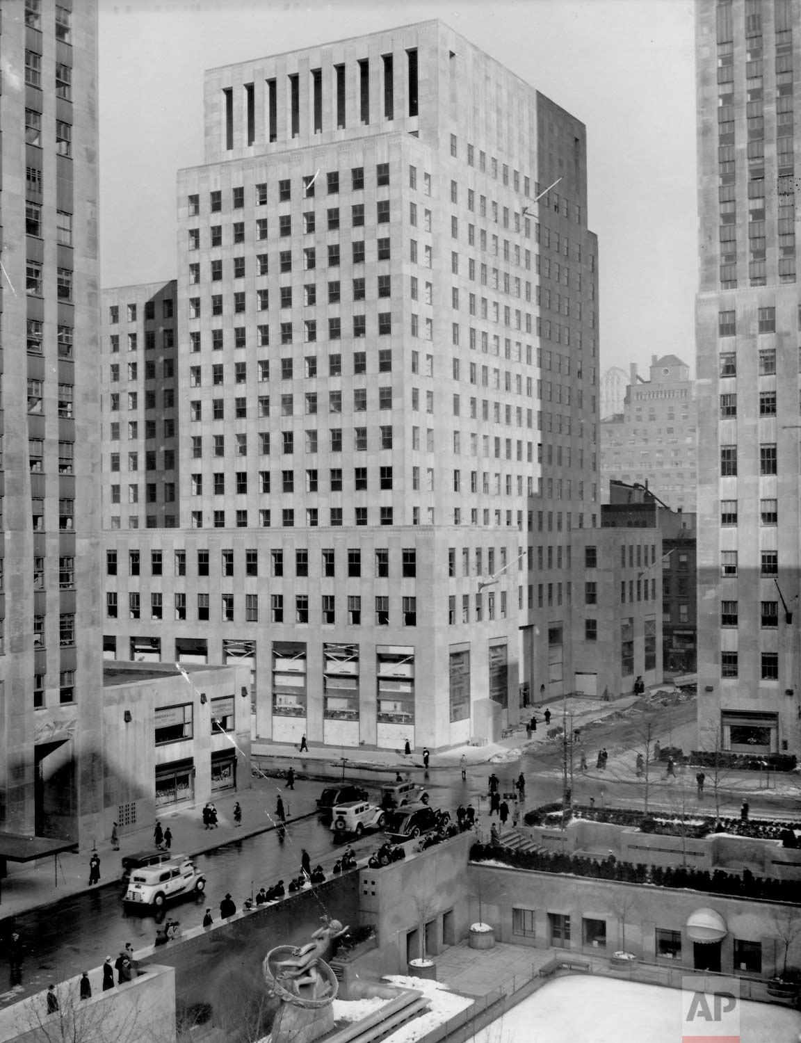  The Associated Press Building at 50 Rockefeller Plaza on November 29, 1938, shortly before the AP moved in on December 17, 1938. (AP Photo/Corporate Archives) 