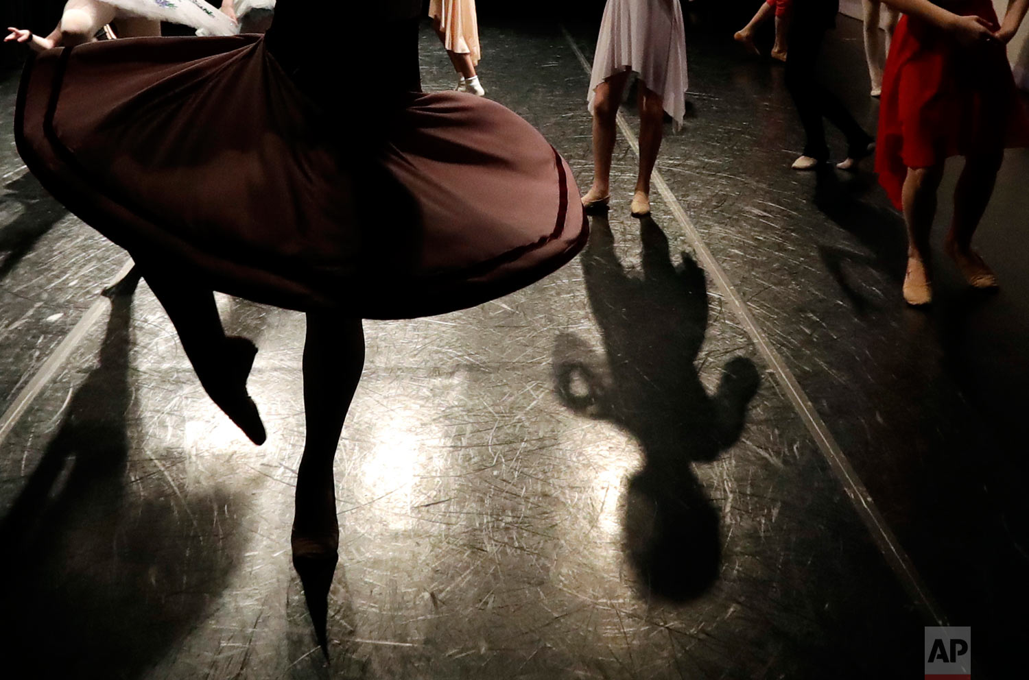  Young dancers warm up for the Youth America Grand Prix North America regional semi-finals in River Forest, Ill. (AP Photo/Nam Y. Huh) 