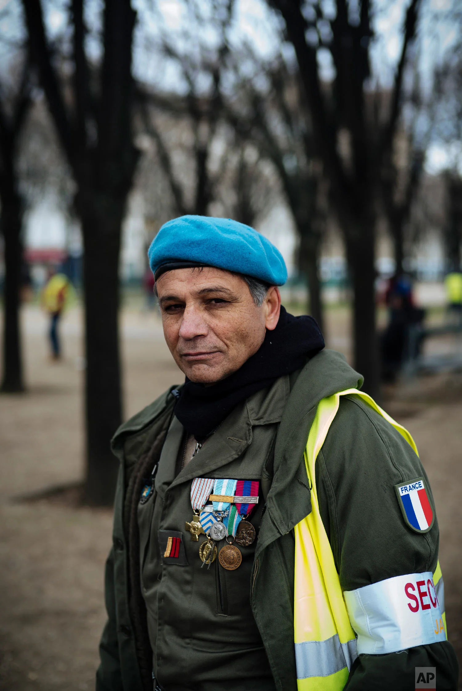 Christophe, 57 Former member of the military
