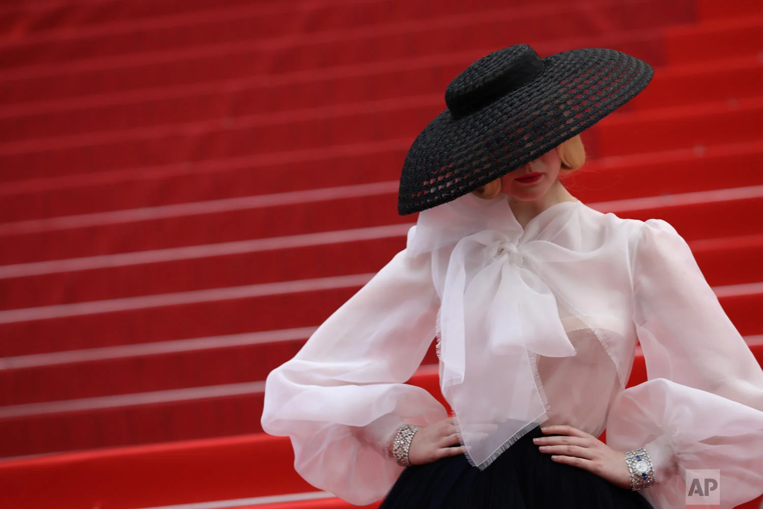 Jury member Elle Fanning poses for photographers at the premiere of the film 'Once Upon a Time in Hollywood' at the 72nd international film festival, Cannes, France, May 21, 2019. (Photo by Vianney Le Caer/Invision/AP)