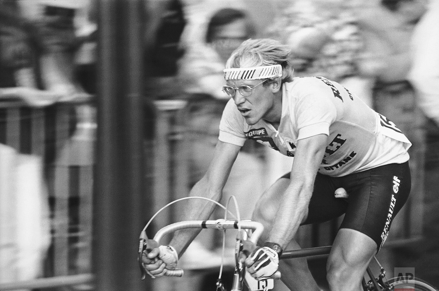  Frenchman Laurent Fignon in action on the Champs Elysees avenue in Paris Sunday, July 24, 1983, during the 22nd and final lap before winning the 70th edition of the Tour de France cyclist race. (AP Photo/Cironneau/Langevin) 