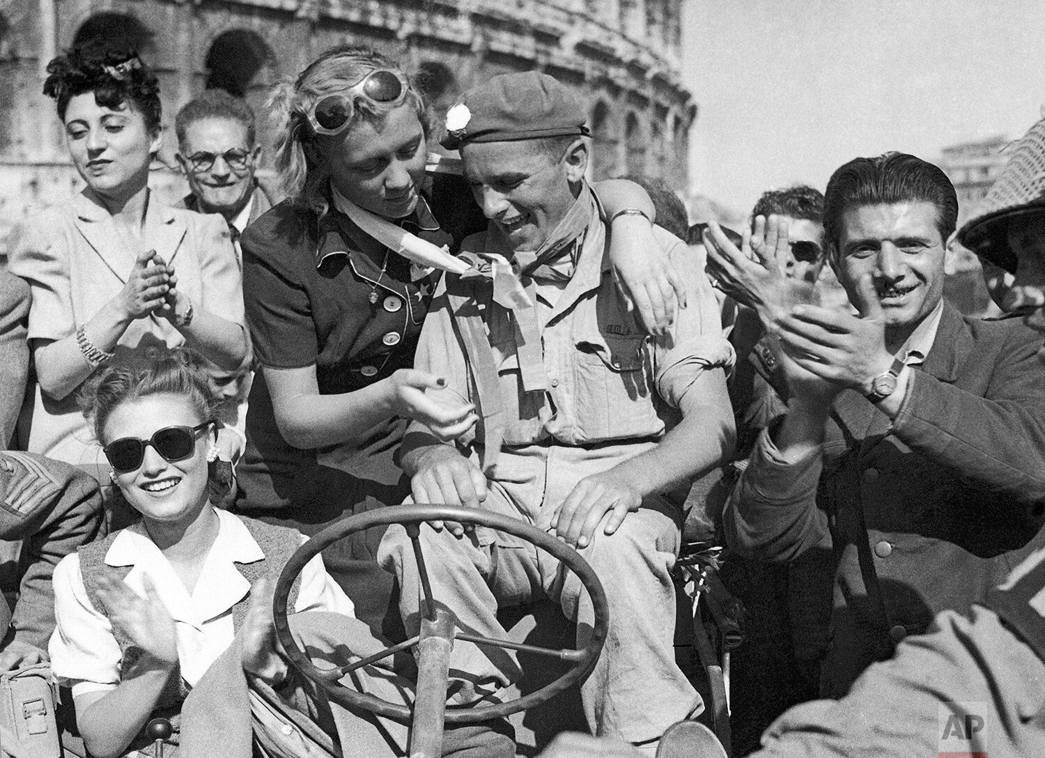  Twelve days after the Allied offensive was launched from the Anzio beachhead, Allied troops entered Rome on June 4th, and by the next day the occupation of the city was almost complete. Rome was spared the fate of becoming a battle ground by the str