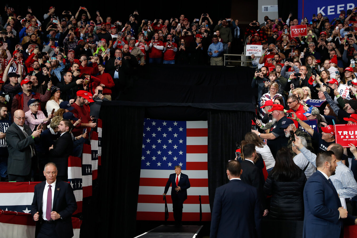  President Donald Trump arrives at a campaign rally in Toledo, Ohio, on Jan. 9, 2020. (AP Photo/Jacquelyn Martin) 