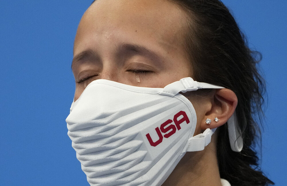  Jessica Parratto of the United States' reacts after winning silver medal during the women's synchronized 10m platform diving final at the Tokyo Aquatics Centre at the 2020 Summer Olympics, Tuesday, July 27, 2021, in Tokyo, Japan. (AP Photo/Dmitri Lo