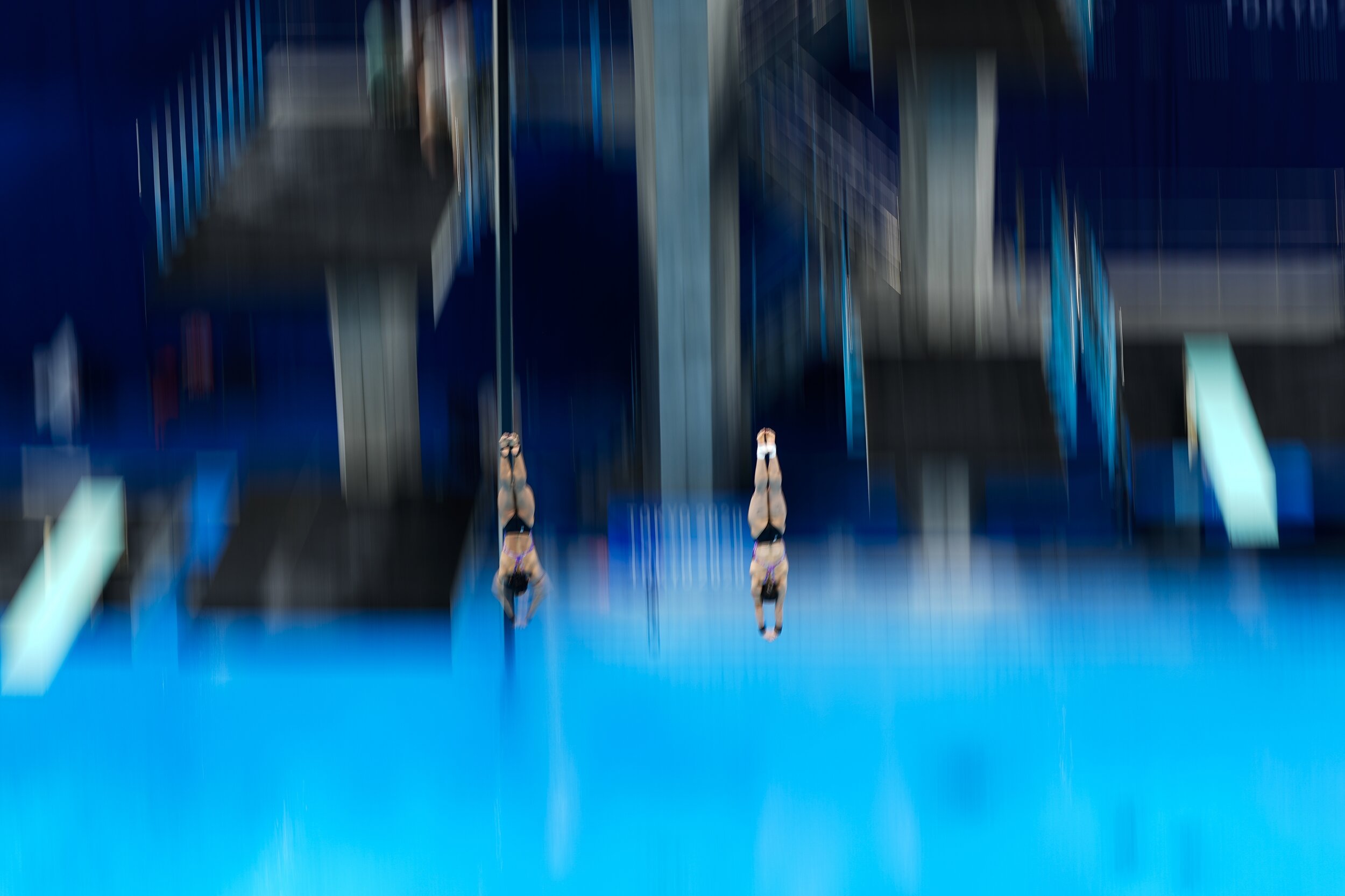  Mun Yen Leong and Pandelela of Malaysia compete during the women's synchronised 10-meter platform final at the 2020 Summer Olympics, Monday, July 26, 2021, in Tokyo, Japan. (AP Photo/Morry Gash) 