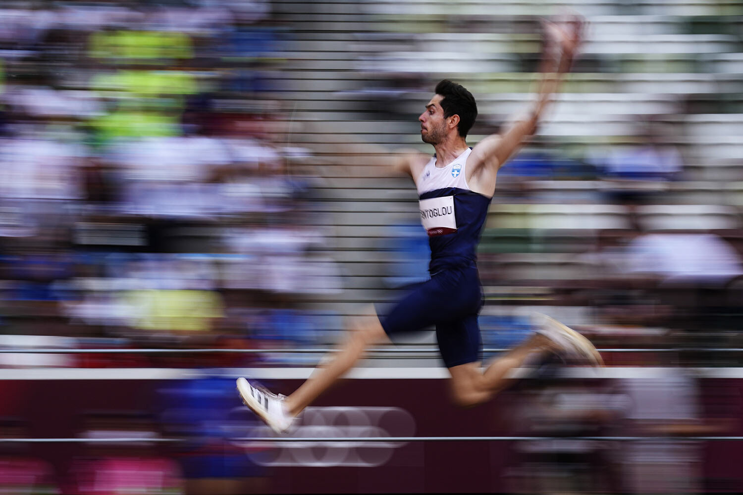 Miltiadis Tentoglou, of Greece, competes in men's long jump final at the 2020 Summer Olympics, Monday, Aug. 2, 2021, in Tokyo.(AP Photo/David J. Phillip) 