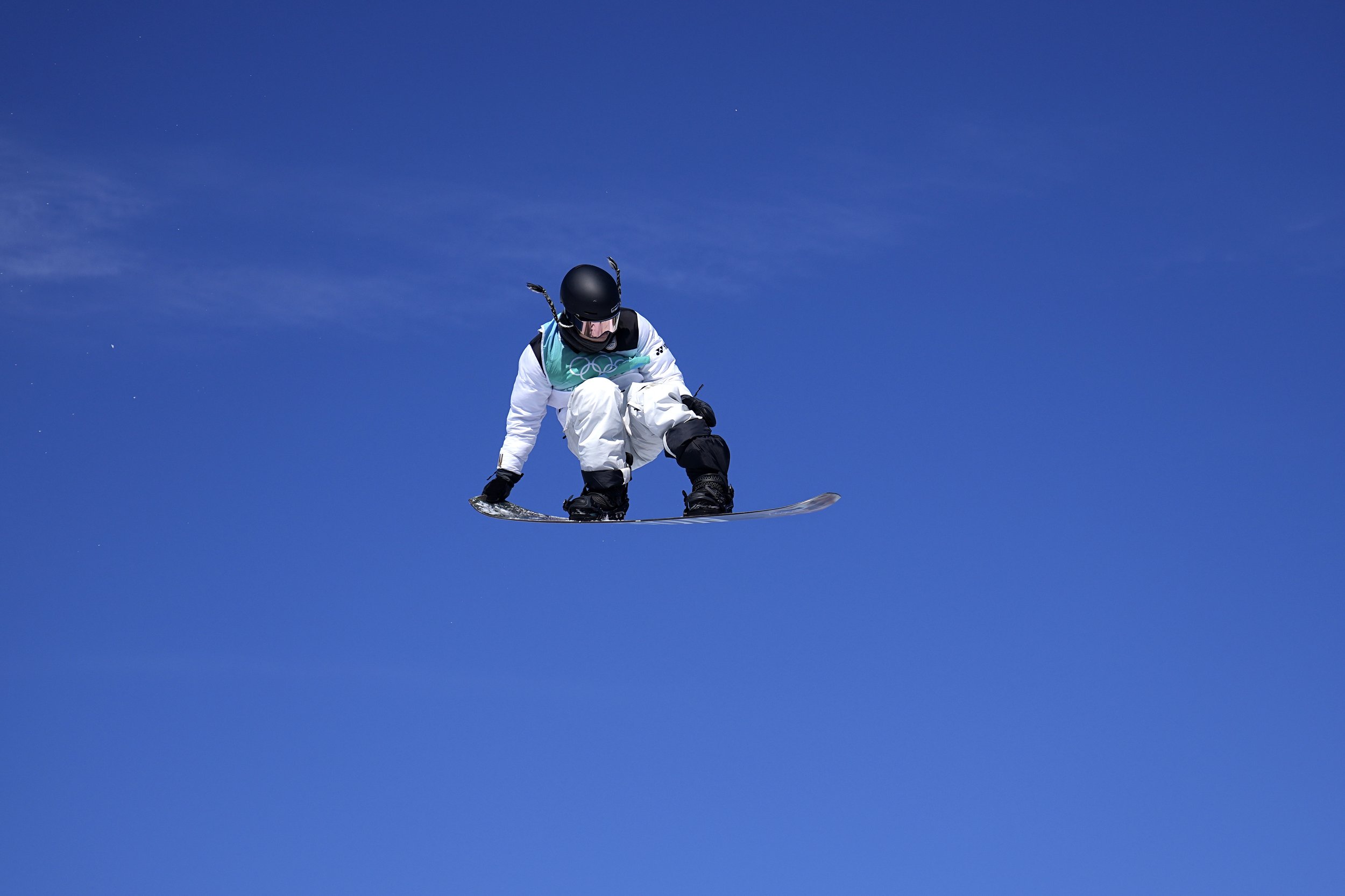 Hiroaki Kunitake of Japan competes during the men's snowboard big air qualifications of the 2022 Winter Olympics, Monday, Feb. 14, 2022, in Beijing. (AP Photo/Jae C. Hong) 