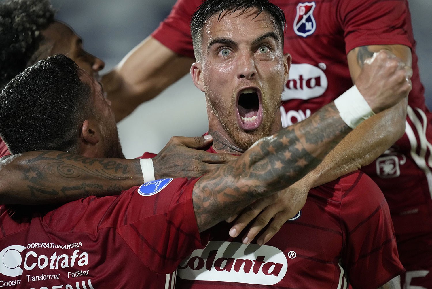  Oscar Mendez of Colombia's Independiente Medellin celebrates after teammate Adrian Arregui scored their side's second goal against Paraguay's Guairena FC at a Copa Sudamericana soccer match in Asuncion, Paraguay, April 7, 2022. (AP Photo/Jorge Saenz