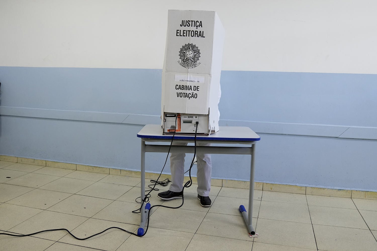  Former Brazilian President Luiz Inacio Lula da Silva votes in a run-off presidential election in Sao Paulo, Brazil, Sunday, Oct. 30, 2022. Da Silva went onto to be elected as the country’s leader. (AP Photo/Andre Penner) 