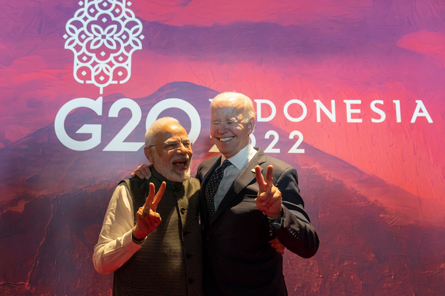  U.S. President Joe Biden, right, gestures with India's Prime Minister Narendra Modi before the Partnership for Global Infrastructure and Investment meeting at the G20 summit, Tuesday, Nov. 15, 2022, in Nusa Dua, Bali, Indonesia. (AP Photo/Alex Brand