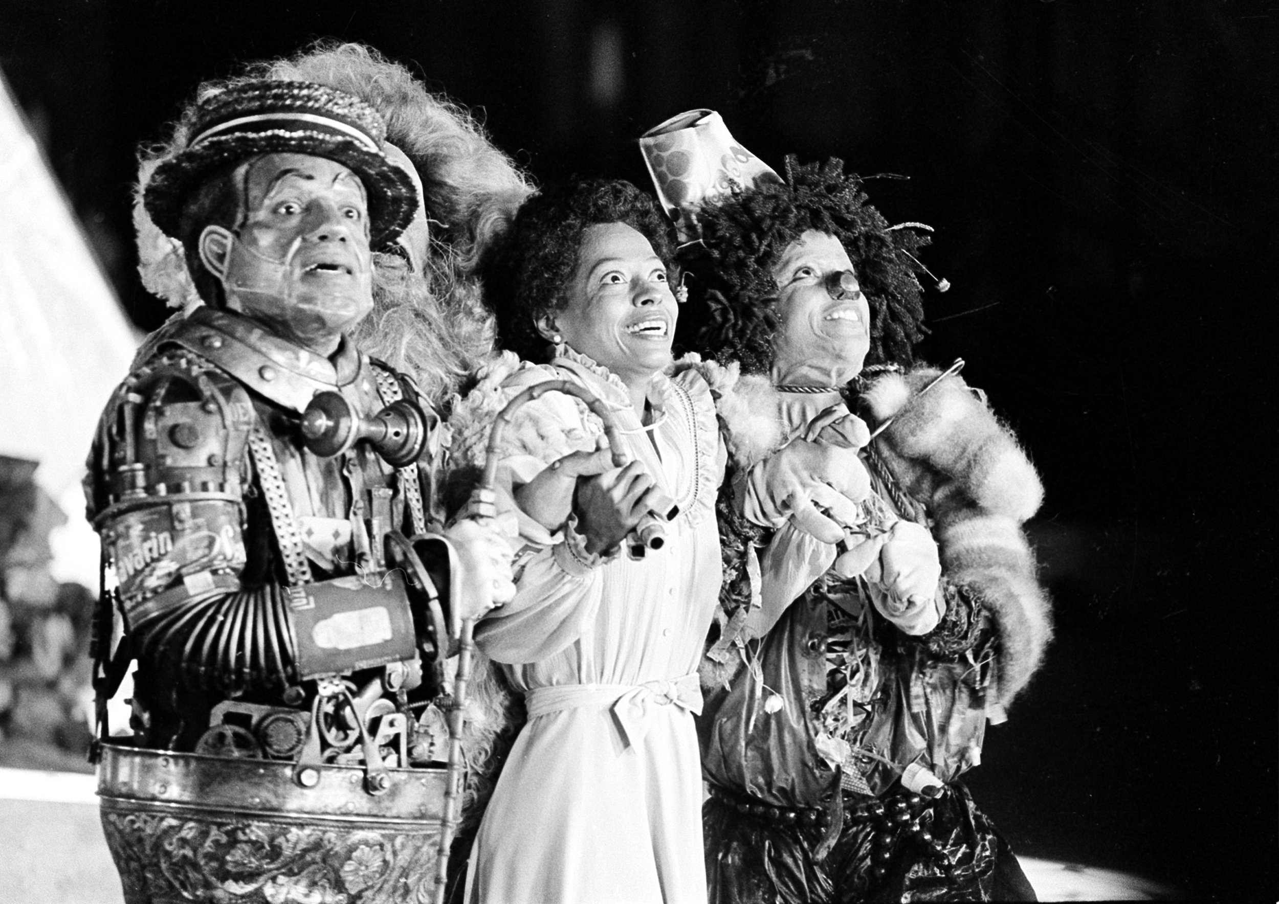  Diana Ross, center, as Dorothy, Michael Jackson, right, as Scarecrow, and Nipsey Russell as Tinman perform during filming of the musical "The Wiz" in New York's World Trade Center, Tuesday, Oct. 4, 1977.  Ted Ross, portraying the Lion, is partly hid