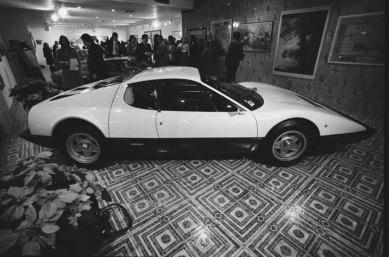  Ferrari Berlinetta Boxer on display in a New York showroom on Dec. 16, 1976. (AP Photo/Richard Drew) 