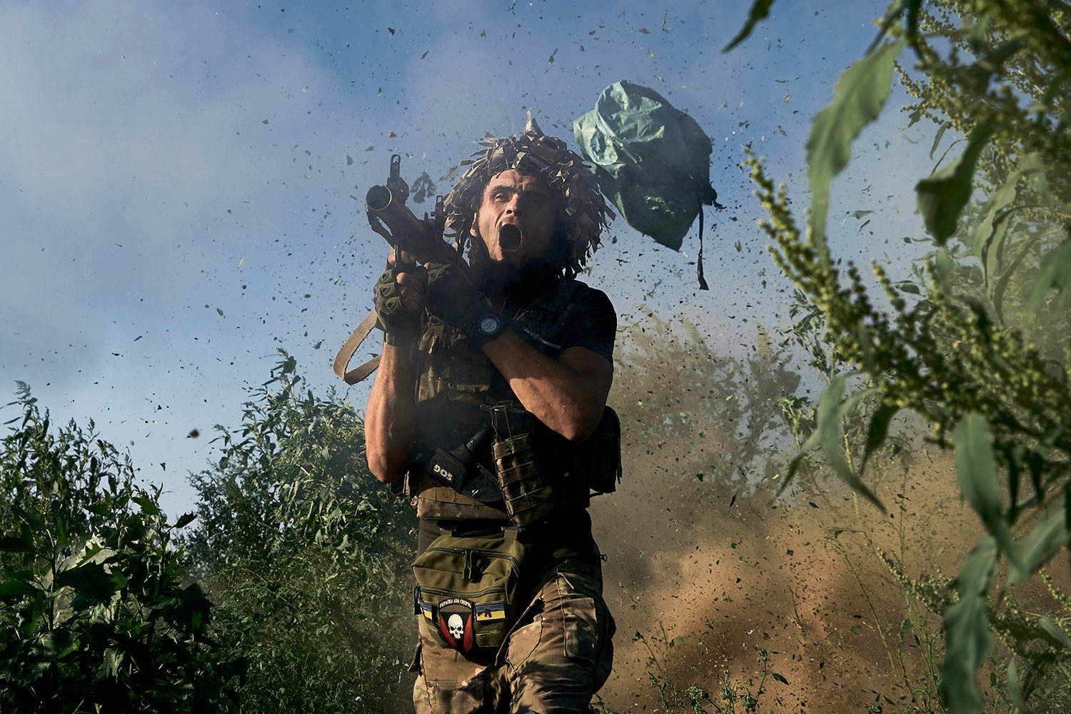  A Ukrainian serviceman of the 53rd brigade fires an RPG-9 toward Russian positions on the frontline close to Donetsk, Ukraine, Saturday, Aug. 19, 2023. (AP Photo/ Libkos) 