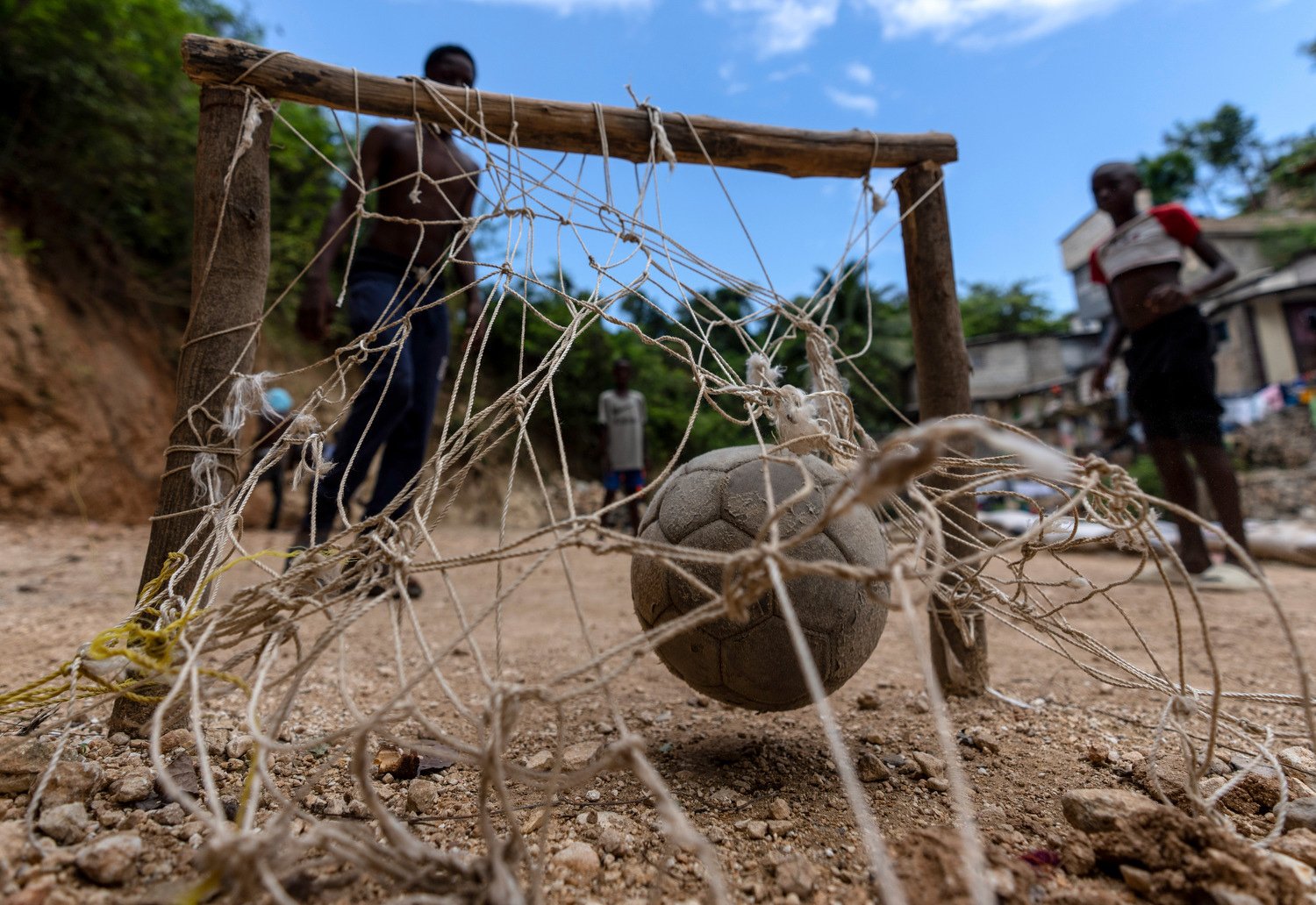  Youths play soccer in the Petion-Ville neighborhood of Port-au-Prince, Haiti, April 21, 2024. (AP Photo/Ramon Espinosa) 