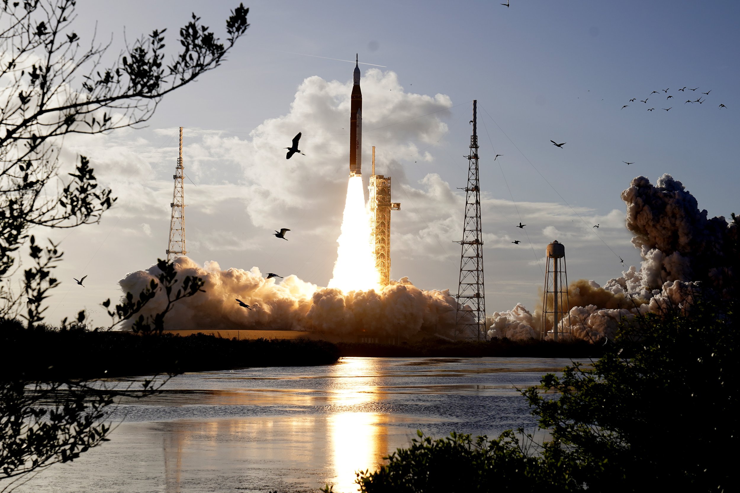 NASA Artemis Moonshot