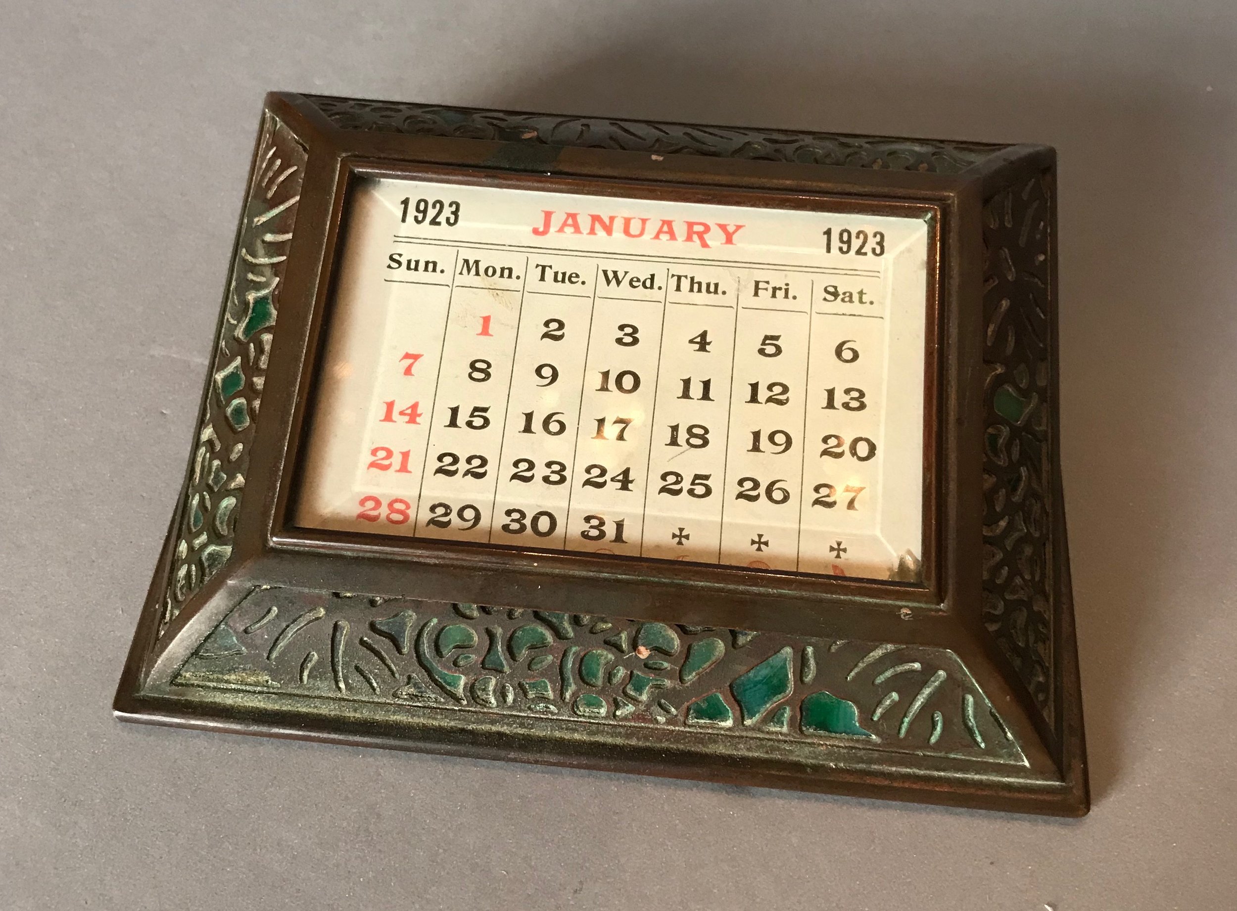 Tiffany-and-Co-Grape-Vine-Desk-Calendar