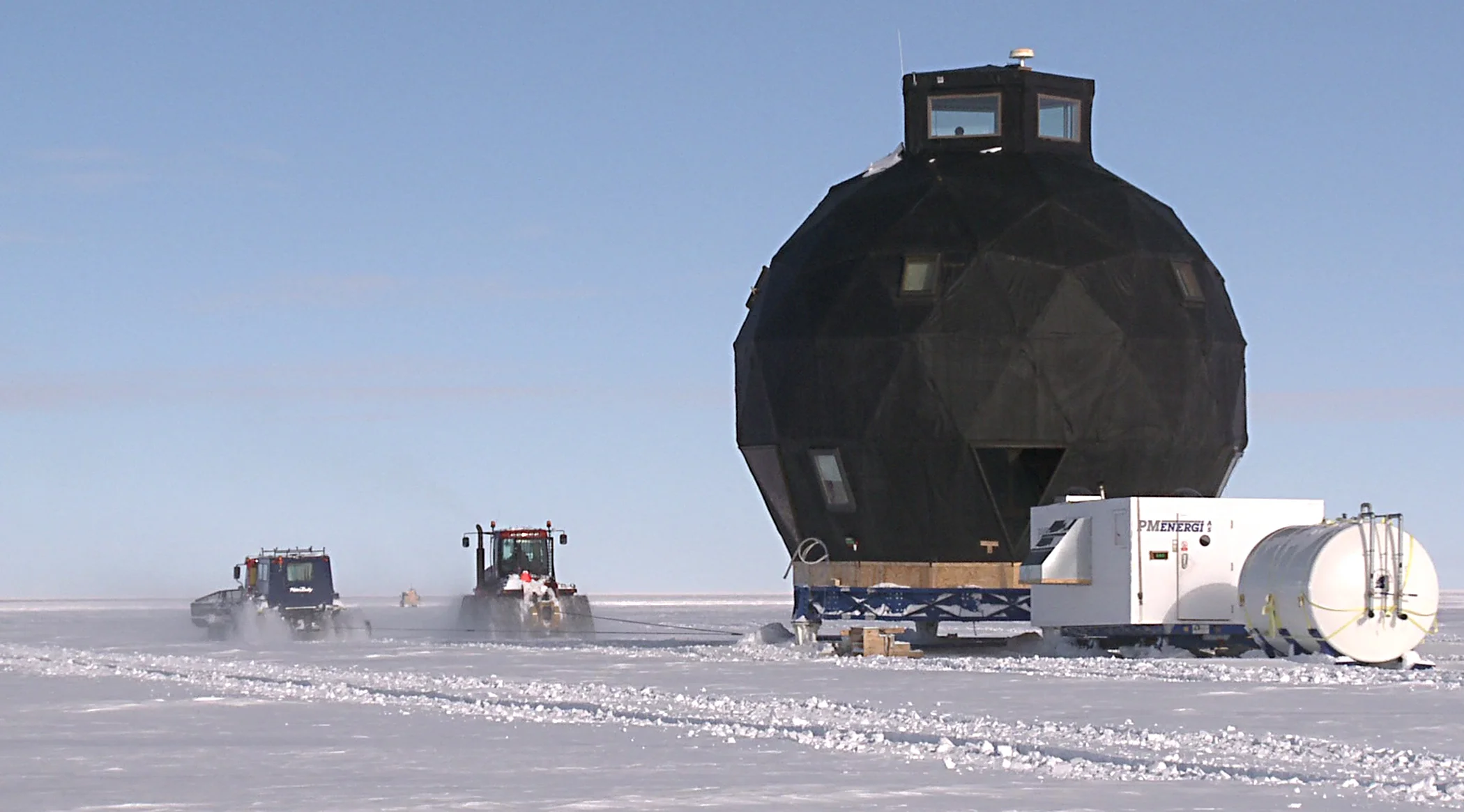 EGRIP-Dome_over_ice.jpg