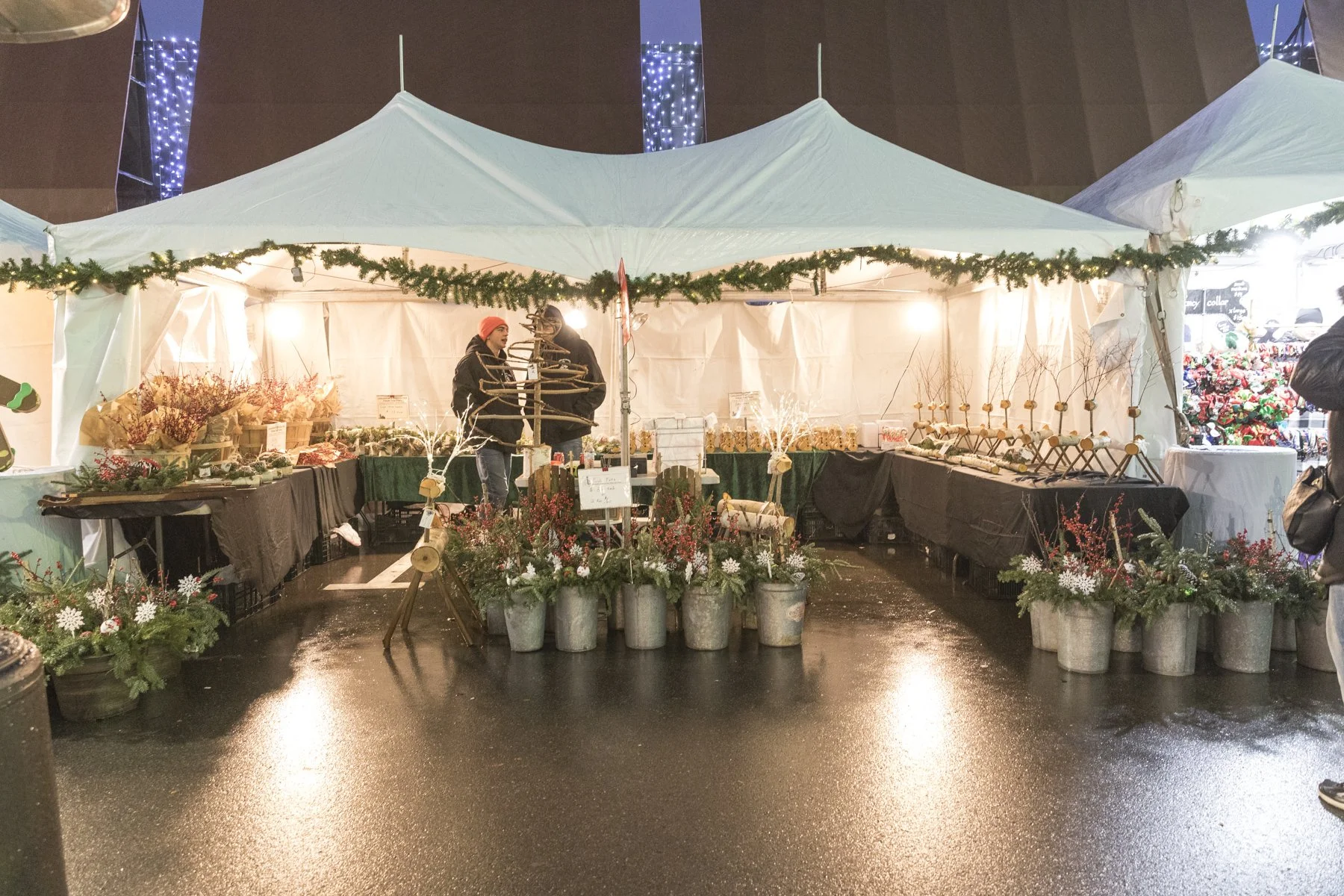 KringleMarket23-6651.jpg