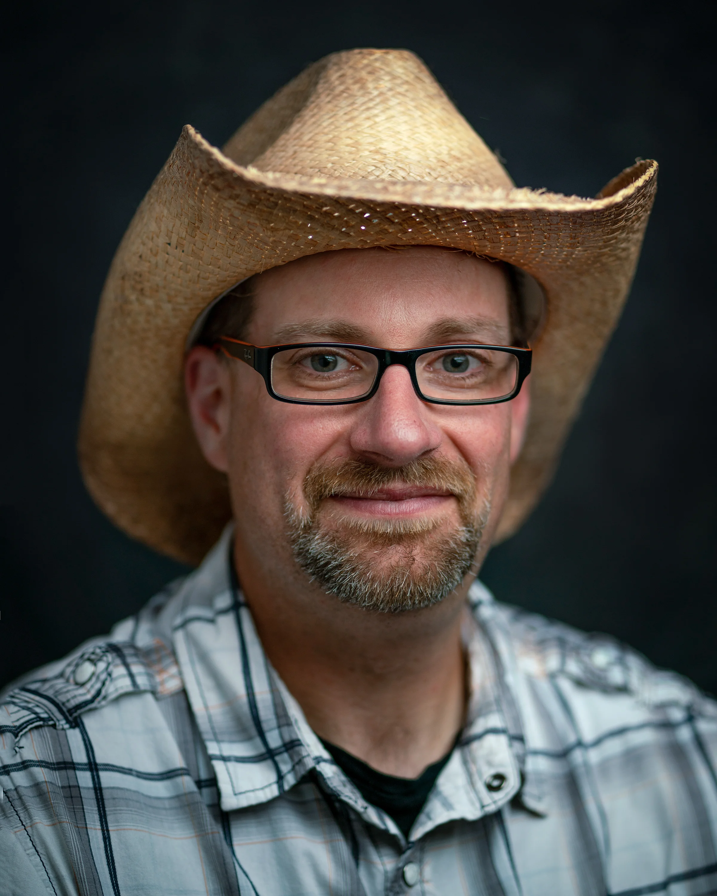 Jason Kartak Headshot.jpg