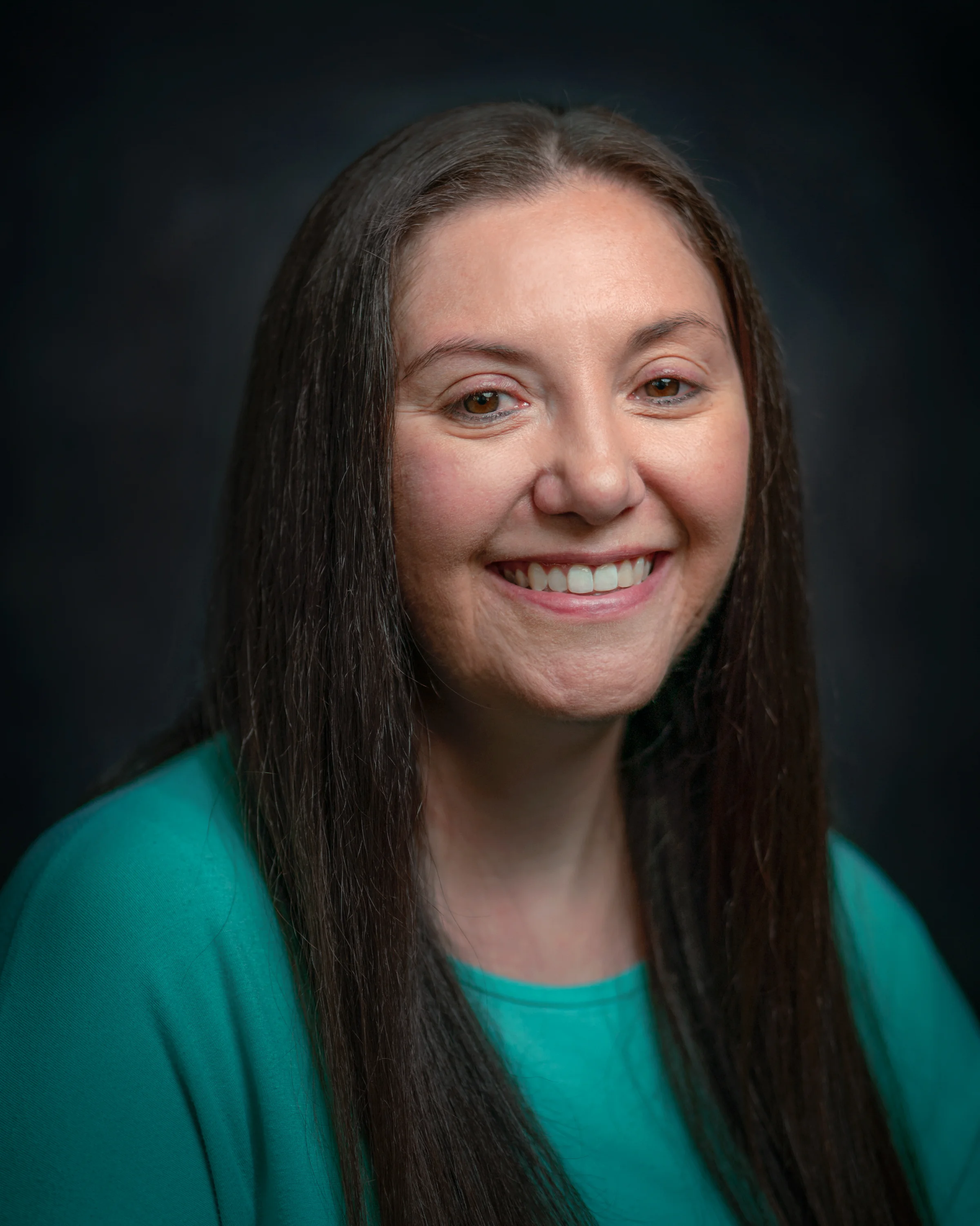 Kristee Genna Headshot.jpg