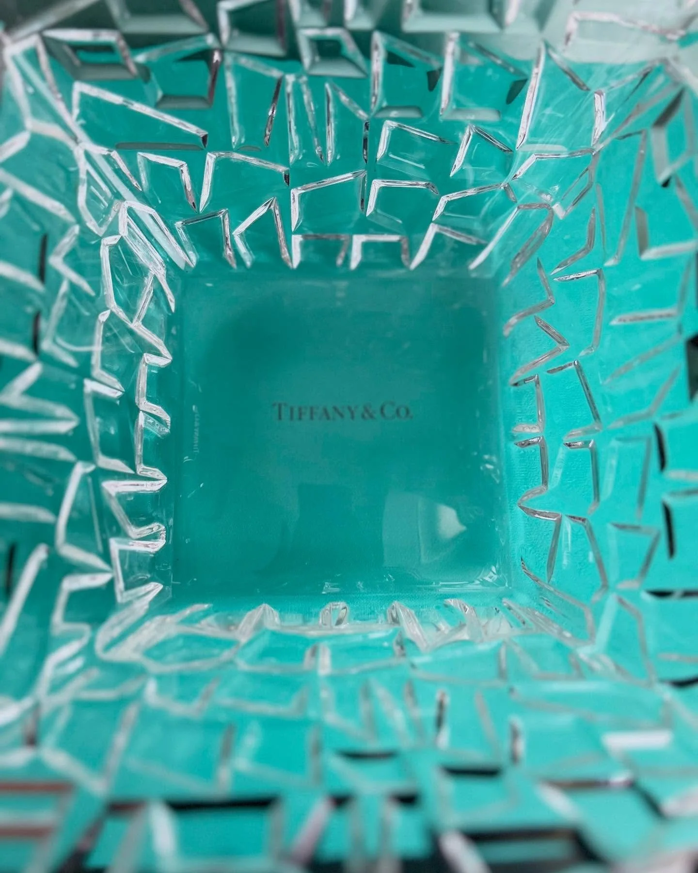 Happy Weekend to everyone! Sending love &amp; hugs.❤️#taraashdesign #tiffanyandco