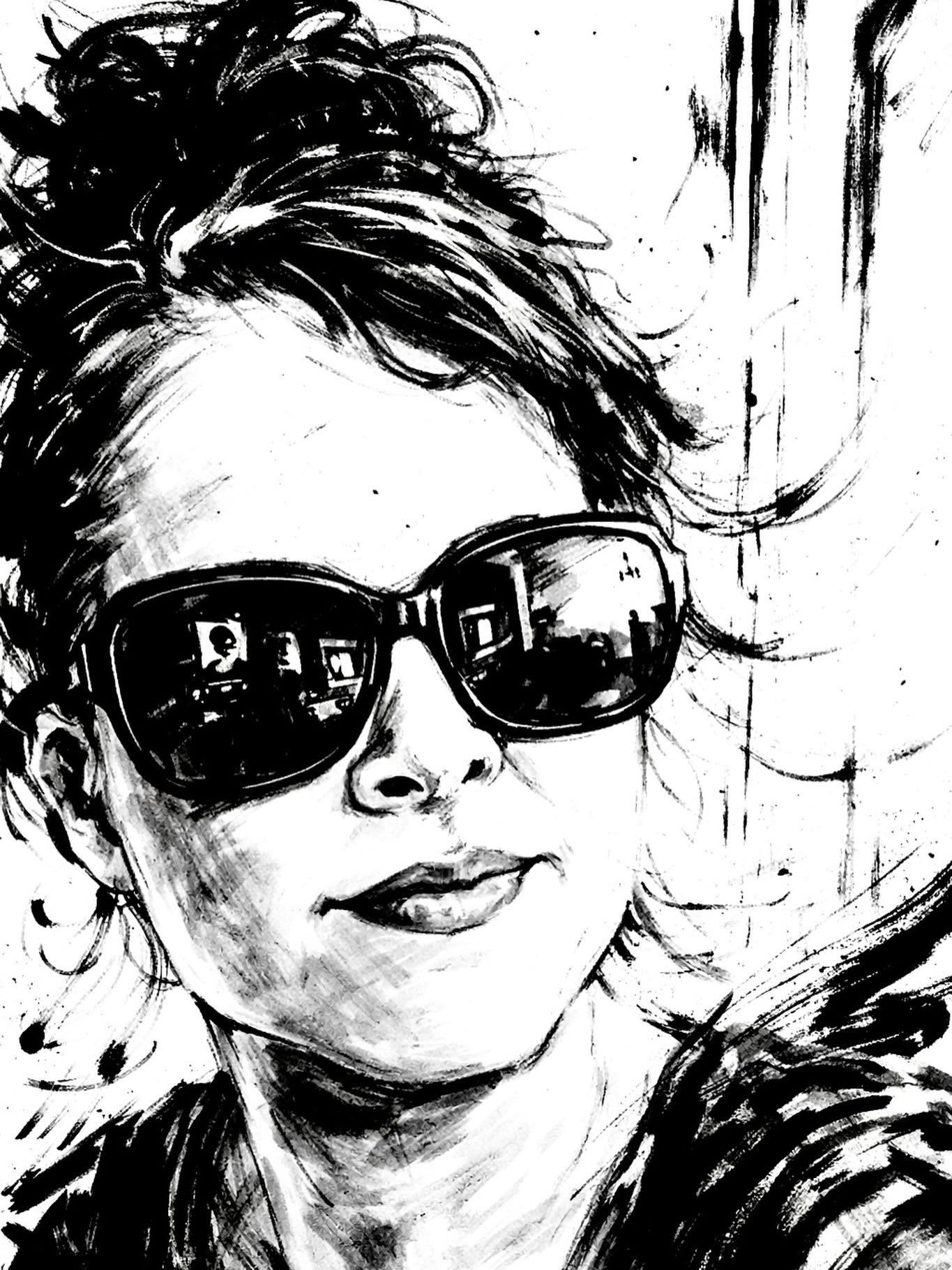 &ldquo;Love &amp; Light&rdquo;
Self-portrait. Happy Weekend!!❤️