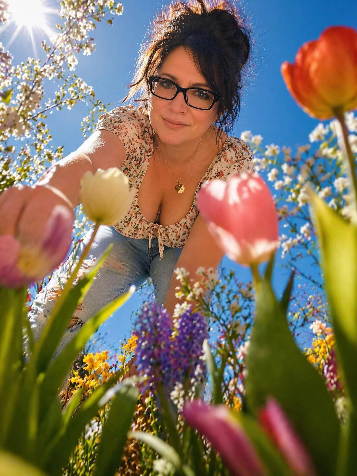 Spring is a beautiful time of year. Go outside &amp; enjoy it. Sending love &amp; hugs to everyone.💜