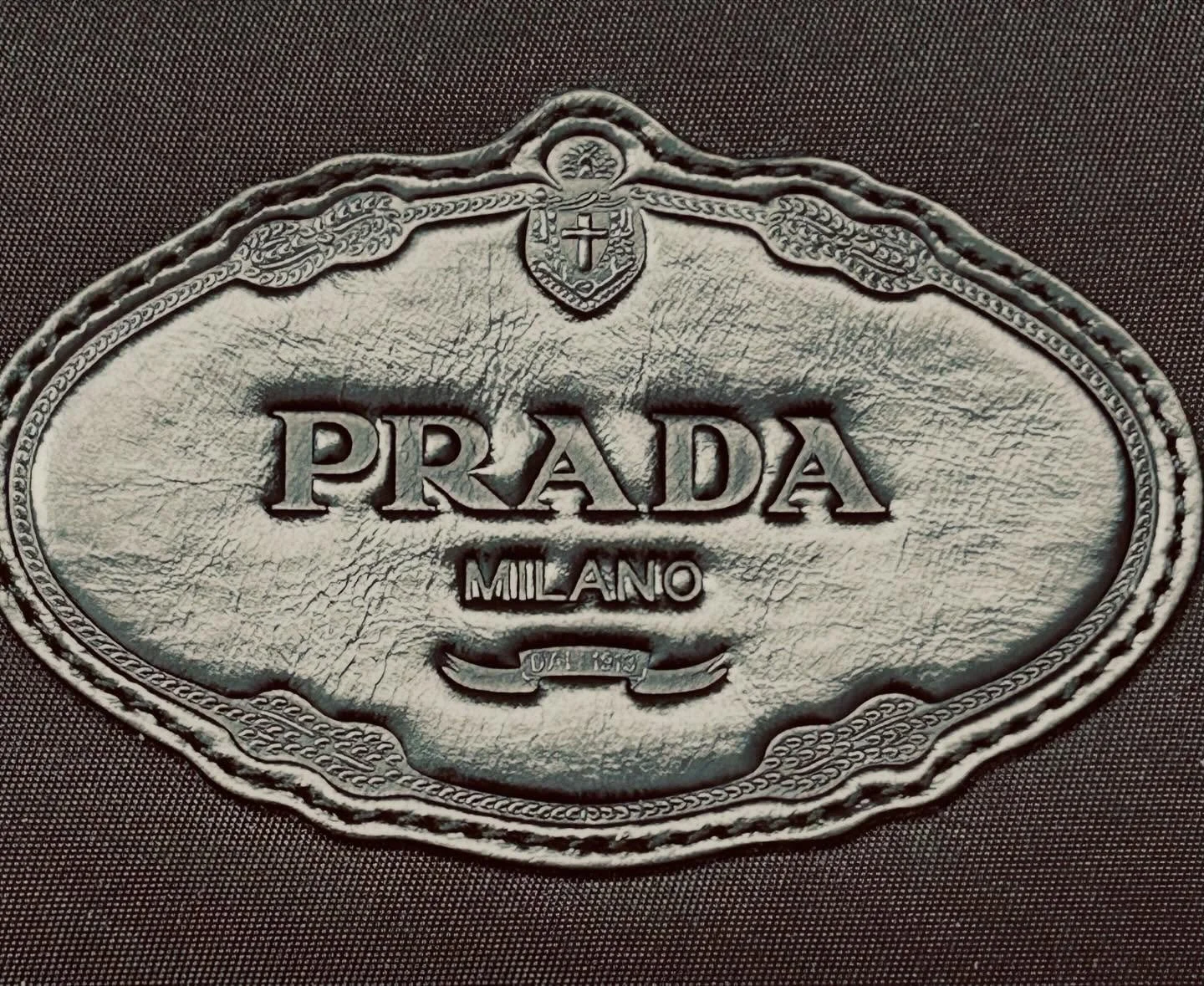 Happy Prada Day!!💜#devilwearsprada2premiere #devilwearsprada2 #taraashdesign
