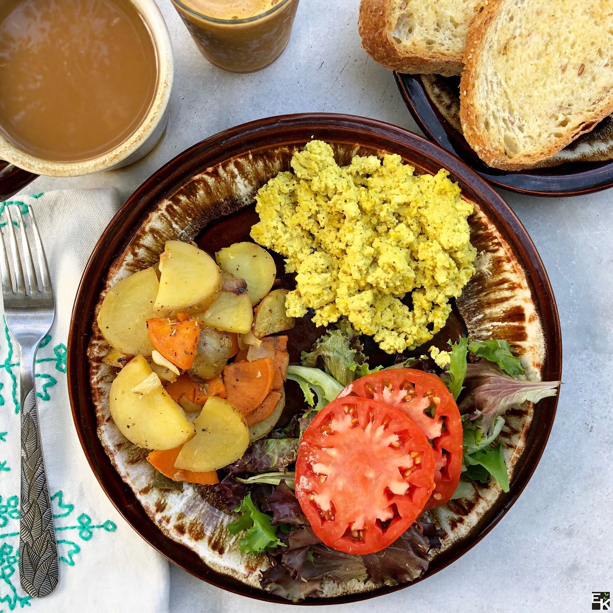 Eggy_tofu_scramble_potato_hash.jpg