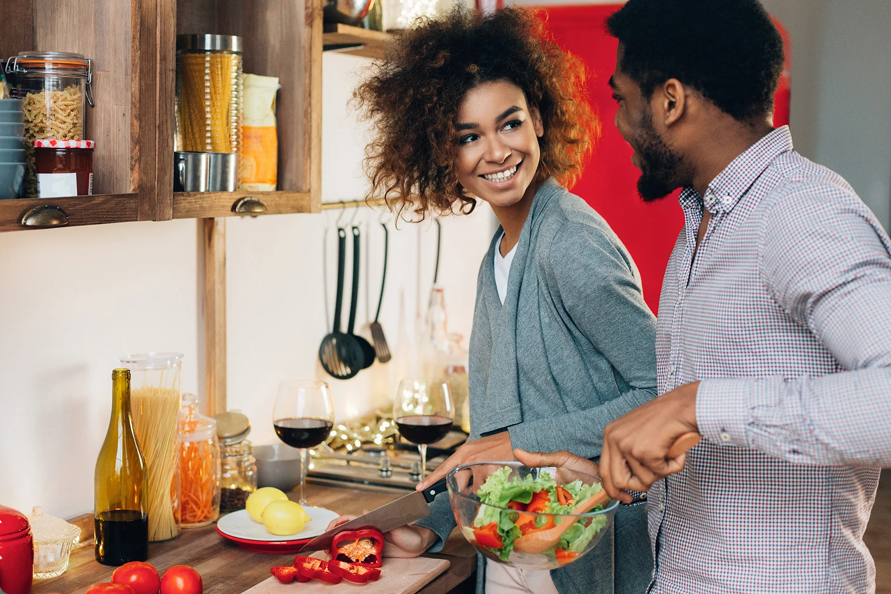 Dinner_vegan_couple_low_res.jpg