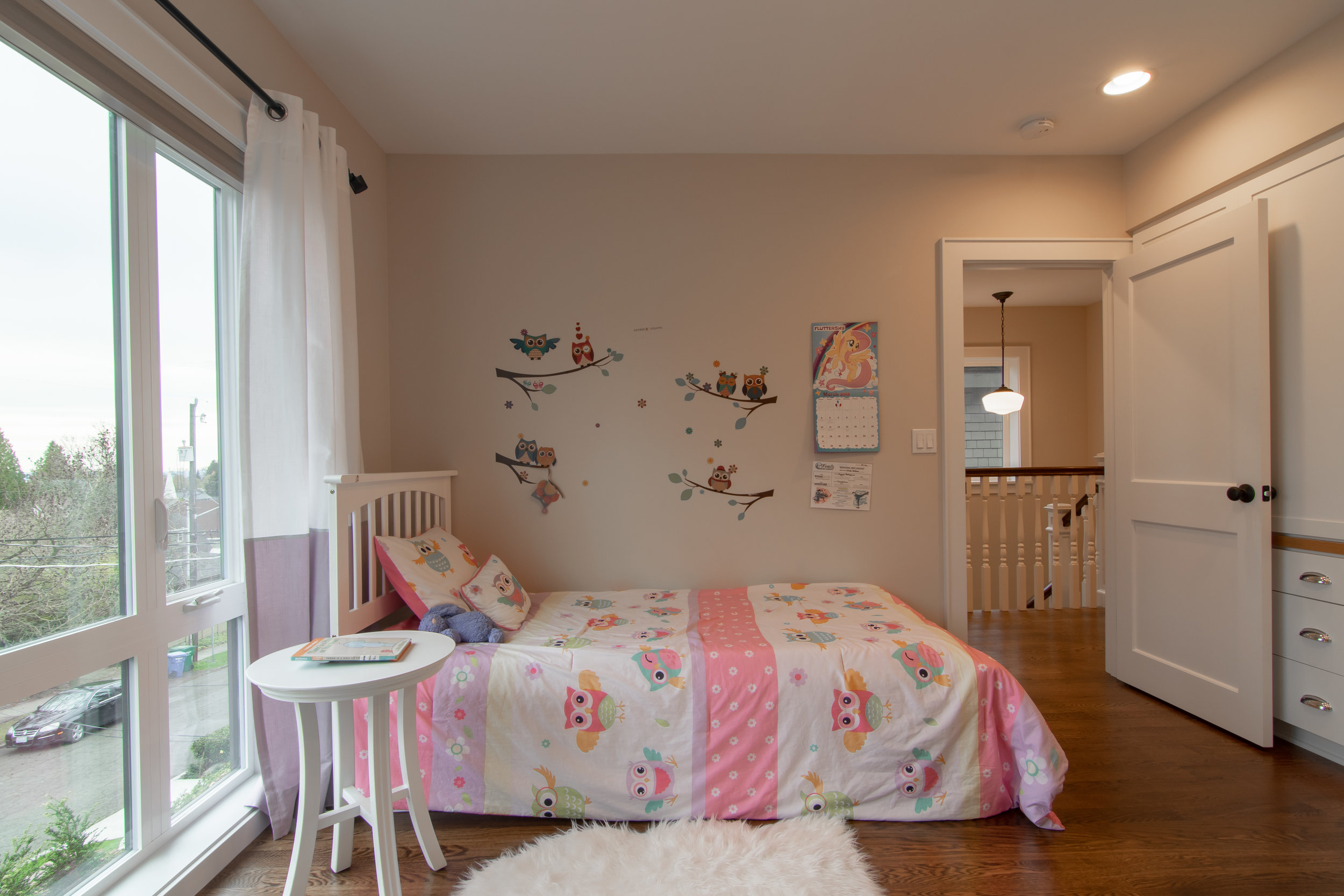 15 - Queen Anne Victorian kids bedroom.jpg