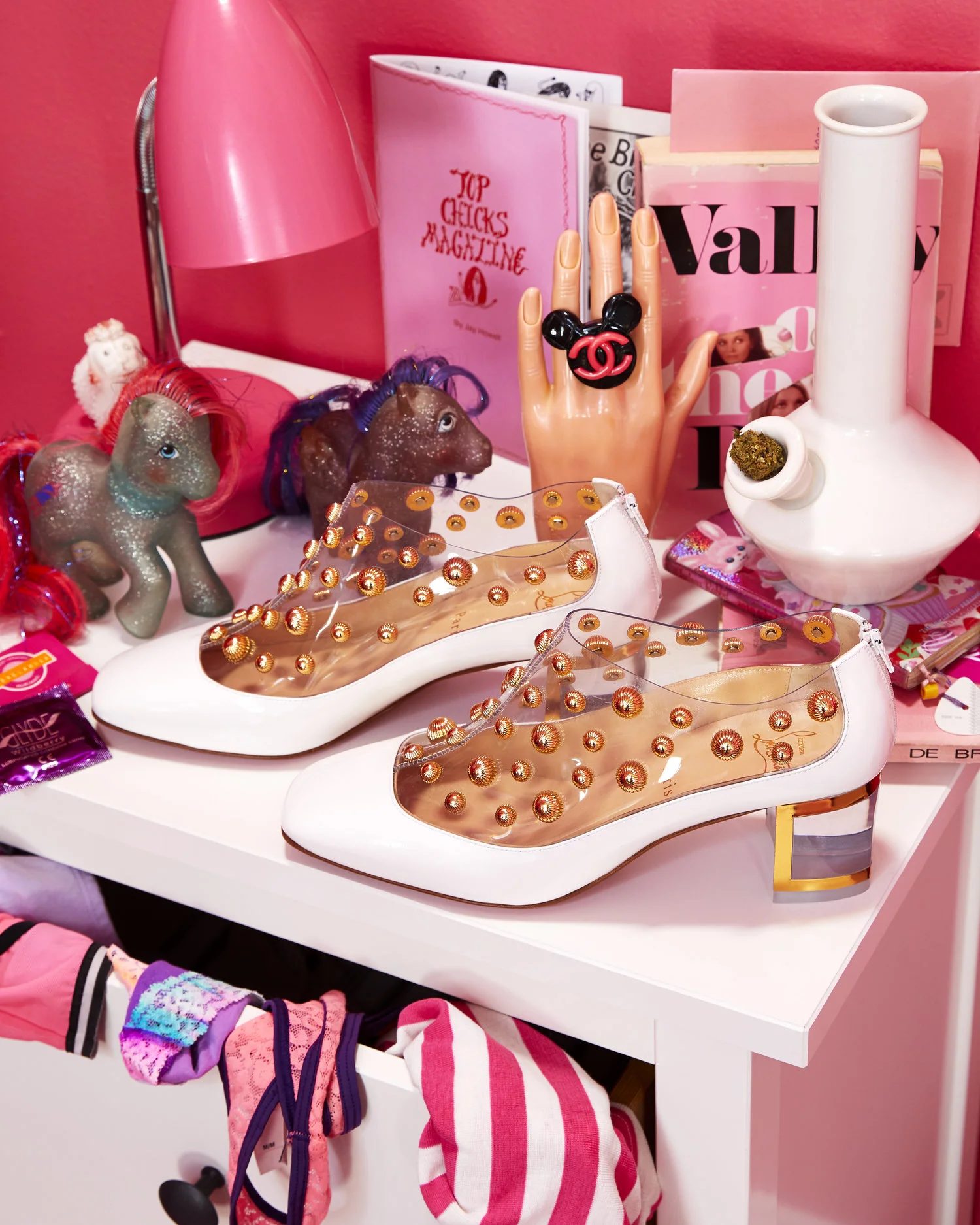 180826_pink_room_test_still_life_3221_edit.jpg