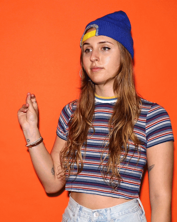 beanie_snap.gif