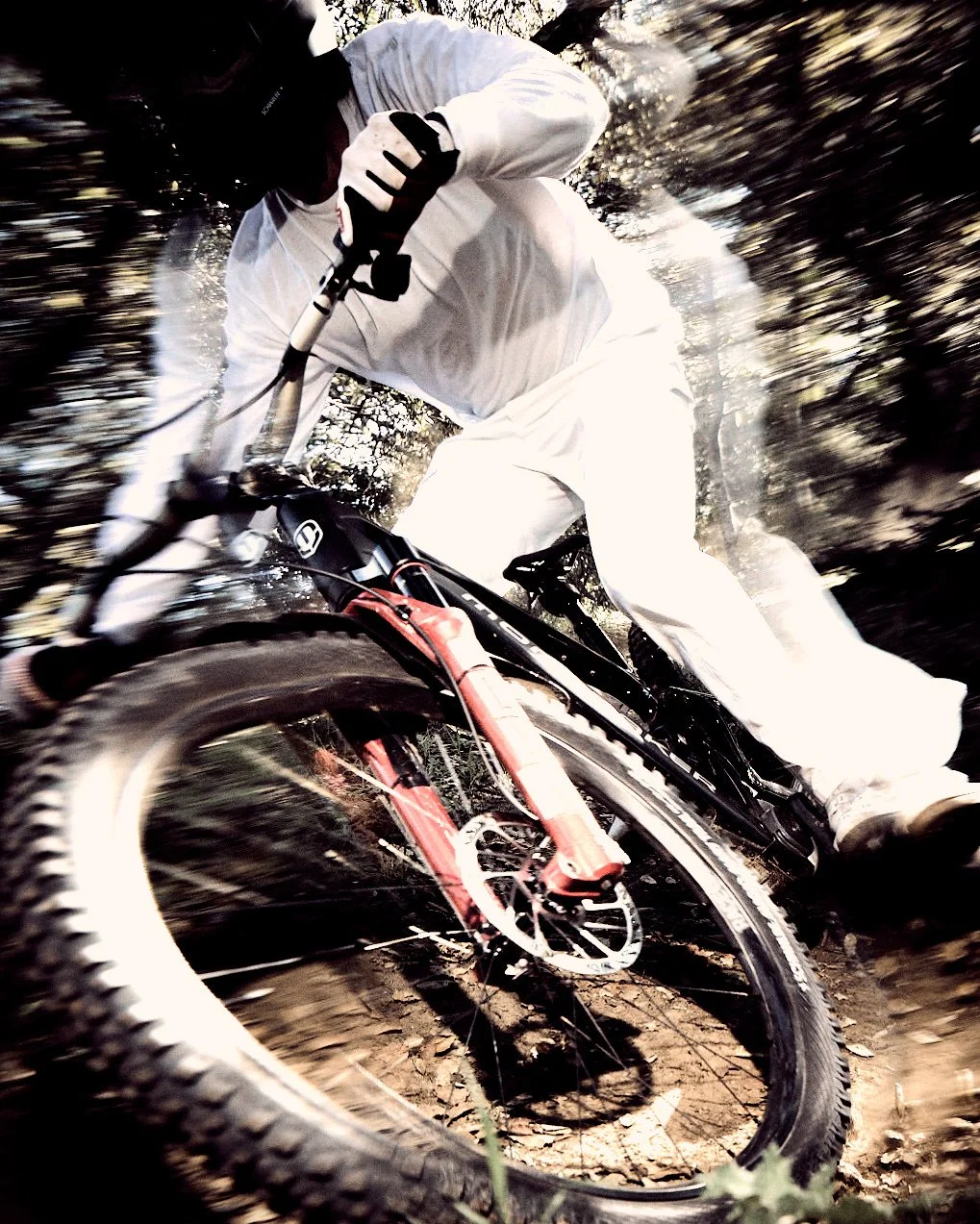 260311_mondraker_swipe_right_0547.jpg