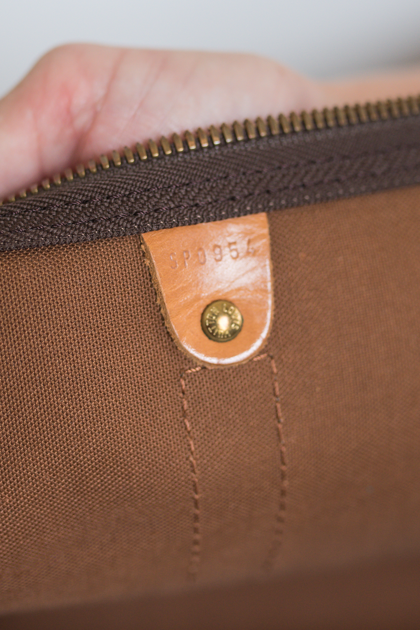 HauteRevivalOnlineLuxuryConsignmentShop-125.jpg