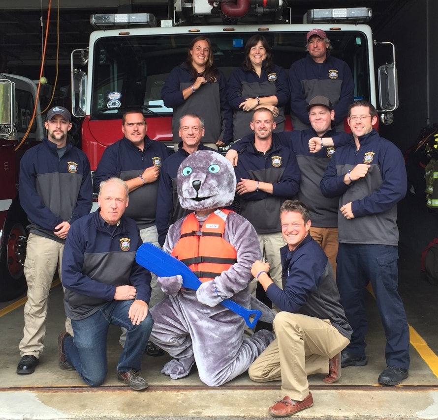 From left to right, top to bottom: Nicole Richard, Lisa Desotelle, Dave Butler; Dave Lorandeau, Luke Starkey, Yves Lessard, James Eslinger, Jon Clithero, Jon Gay; Chris Balentine, Salty The Seal (Mike Brown), Matt Gunn . Not pictured: Charlie Caramihalis
