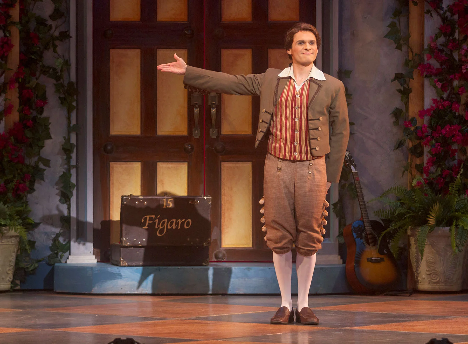 Figaro - The Barber of Seville Opera San José Photo by Robert Shomler