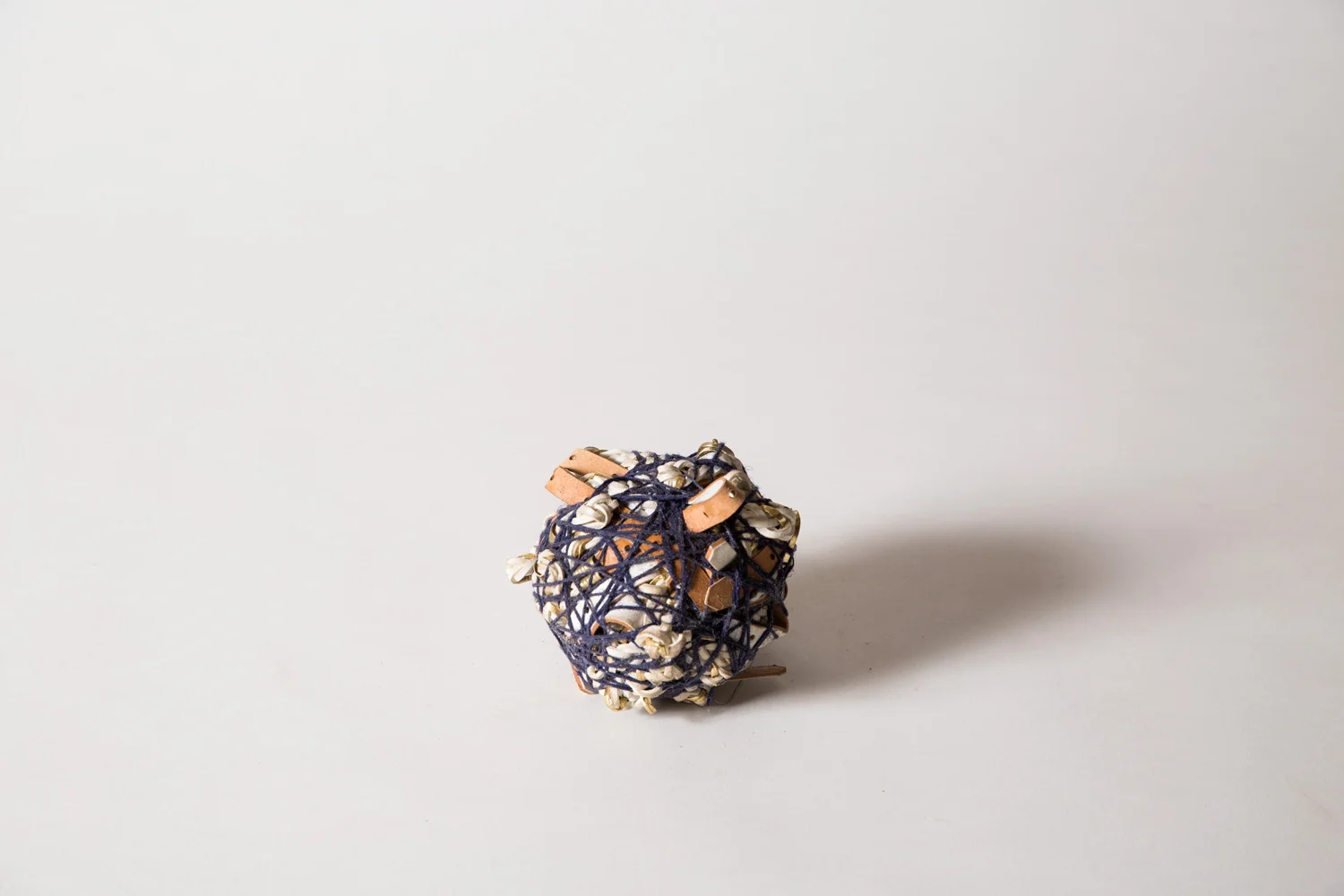 white-braided-leather-spore.jpg