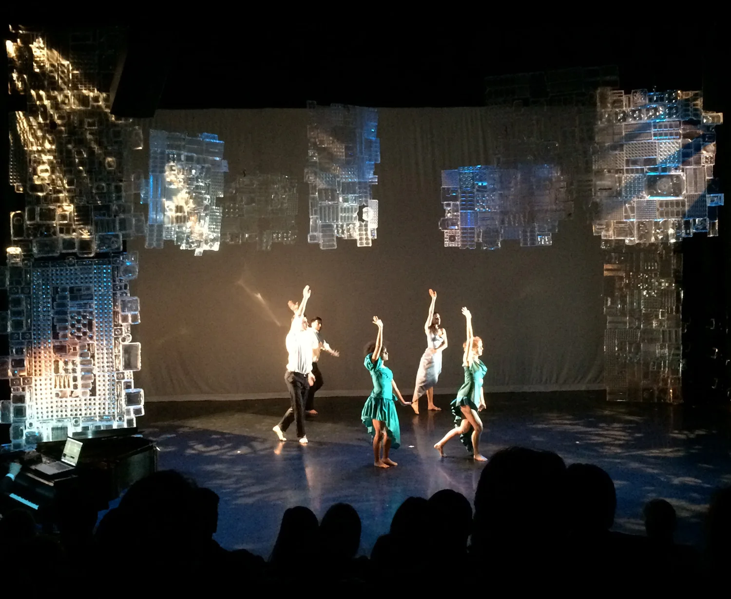 Overflow by the Artichoke Dance Company