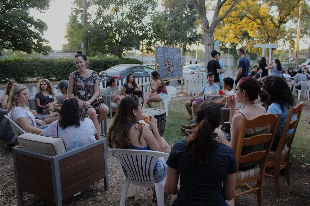 Tailgate BBQ + Sports