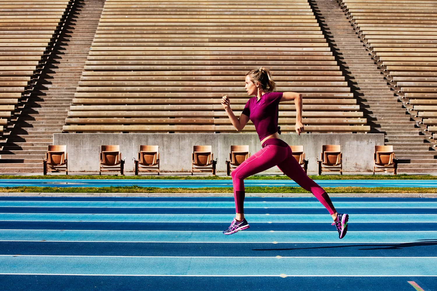 151210_JUCO_ASICS_UCLA_RUNNER_3628-v2.jpg