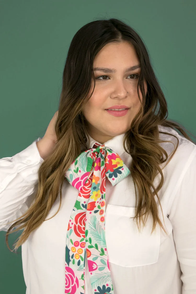 Nuno_SkinnyScarf_Flora_1.jpg