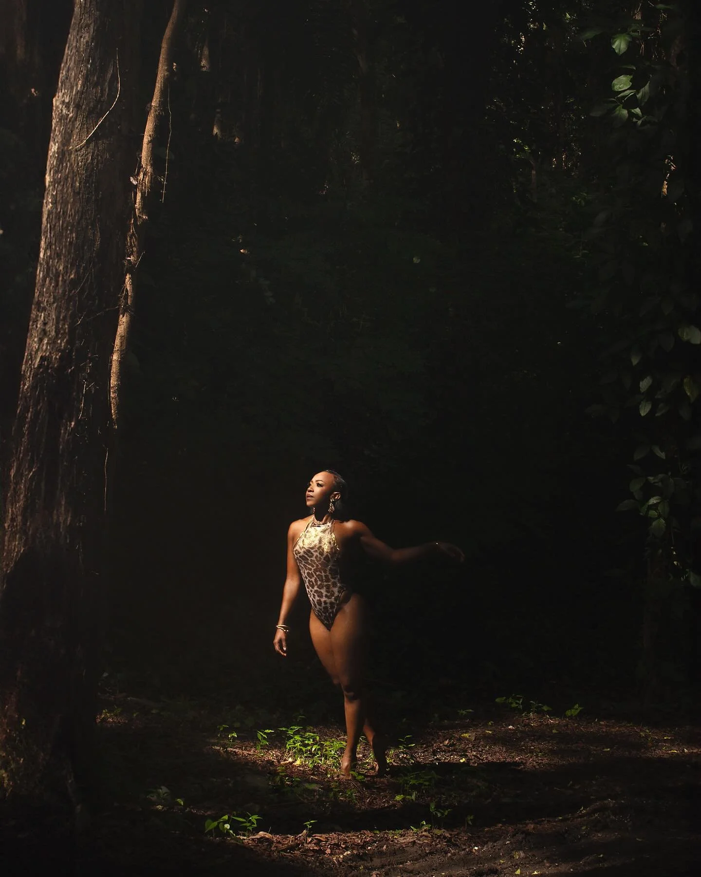 Stepping out of the darkness and into the light. Year 38 I have my eyes to the sky. 

Grateful for another year! ✨11/11✨

📸: @shaethephotographer 
💄: @dose.of.dazzle 
👙: @tropixswim 
✨: @immortellebeauty 

#BrandingMe #ScorpionQueen #NovemberBabe 