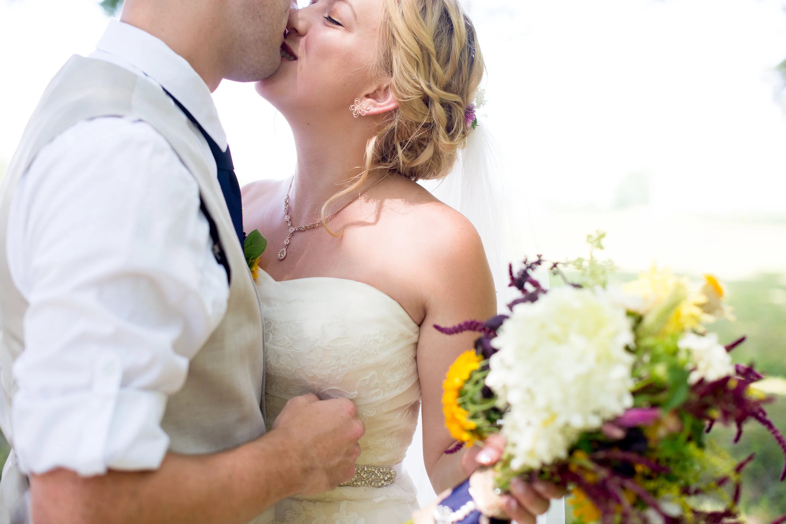 Backyard Wedding Preparations &amp; Portraits | Fredericksburg, VA