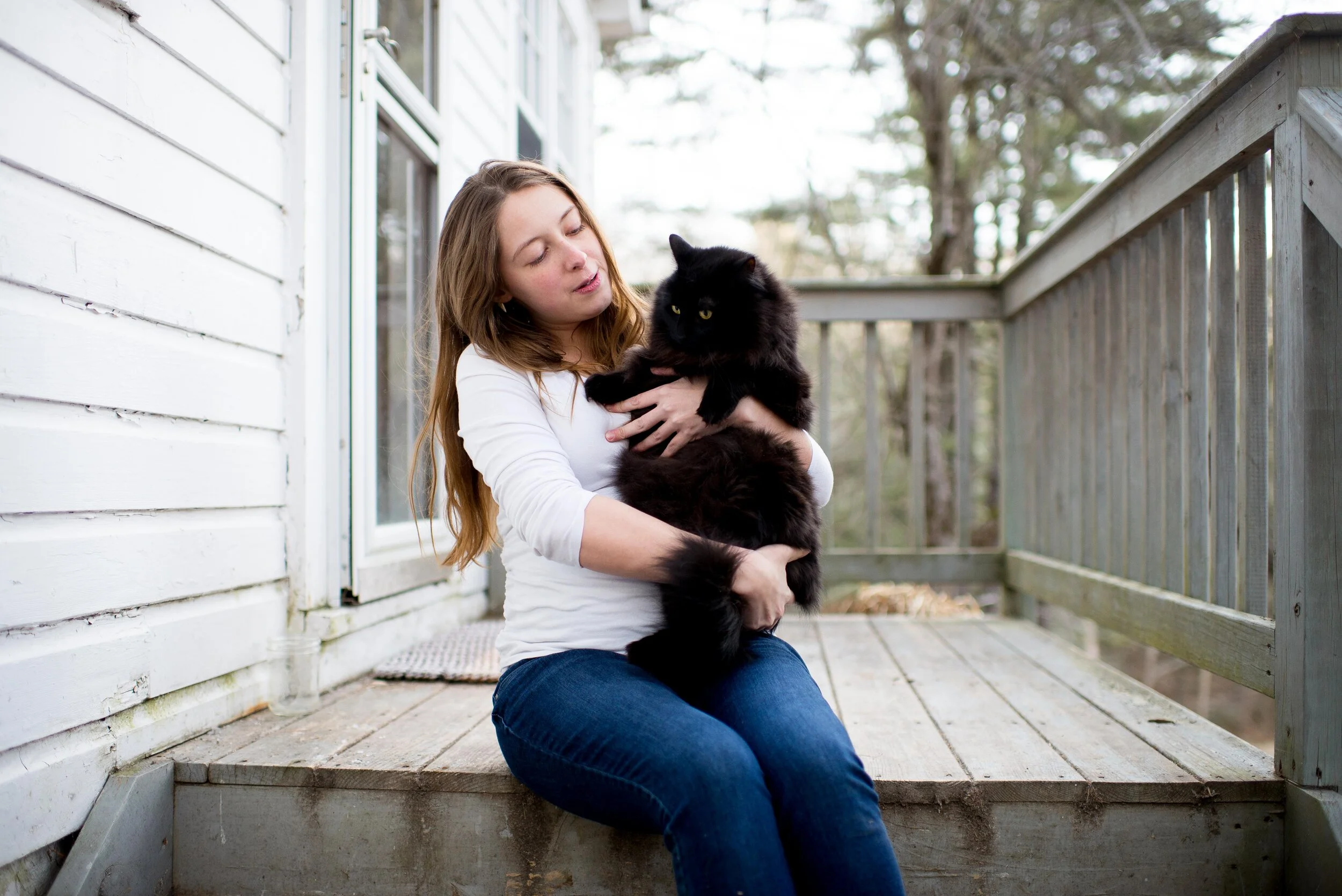 at home maternity session in wurtsboro