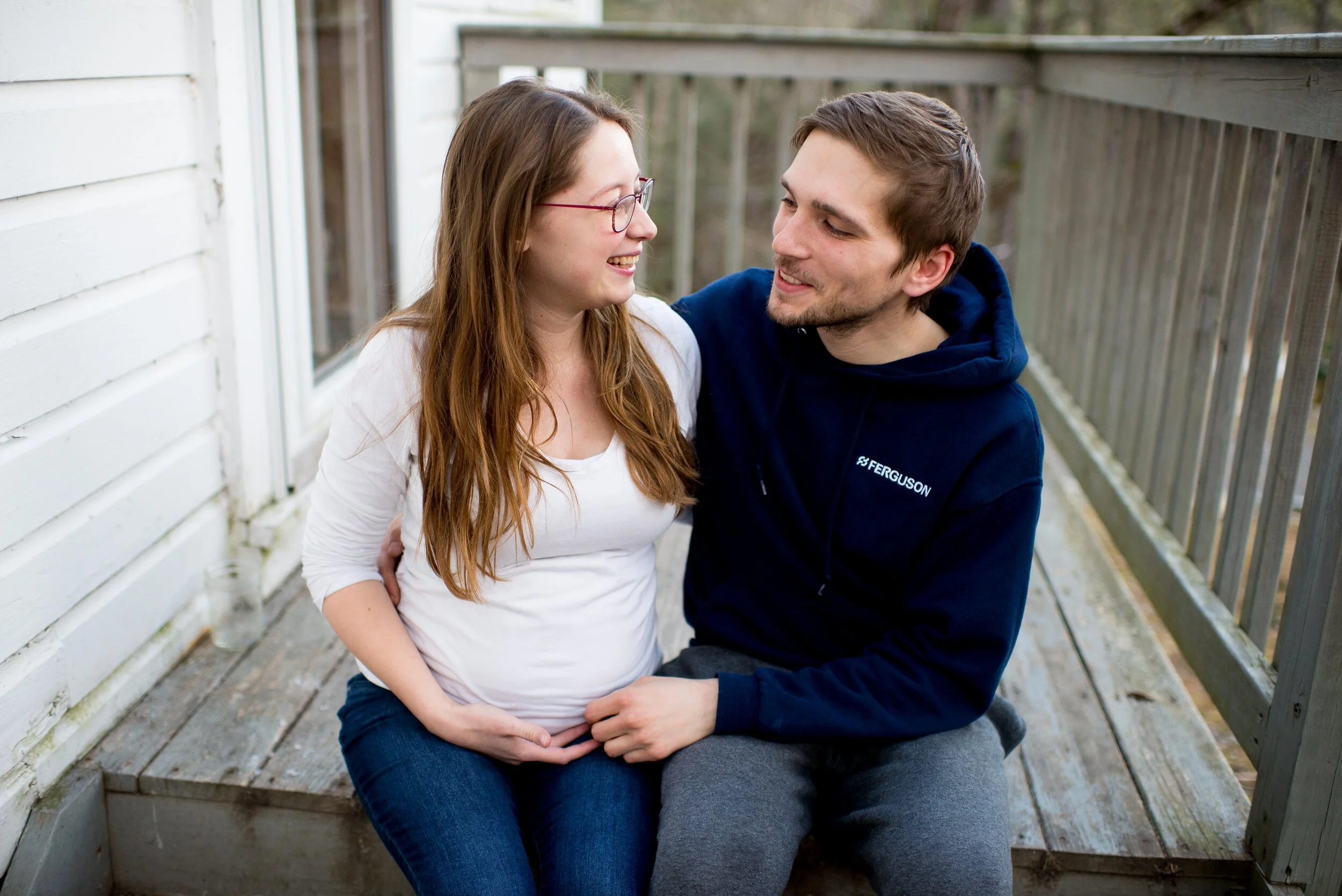 at home maternity session in wurtsboro