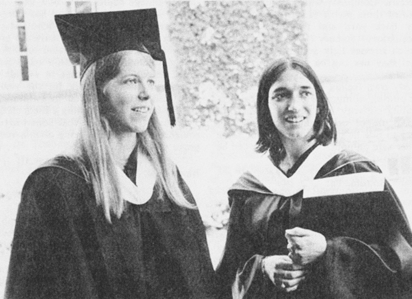In 1975, women are named valedictorian (Cynthia Chase ’75) and salutatorian (Lisa Siegman ’75) for the first time.