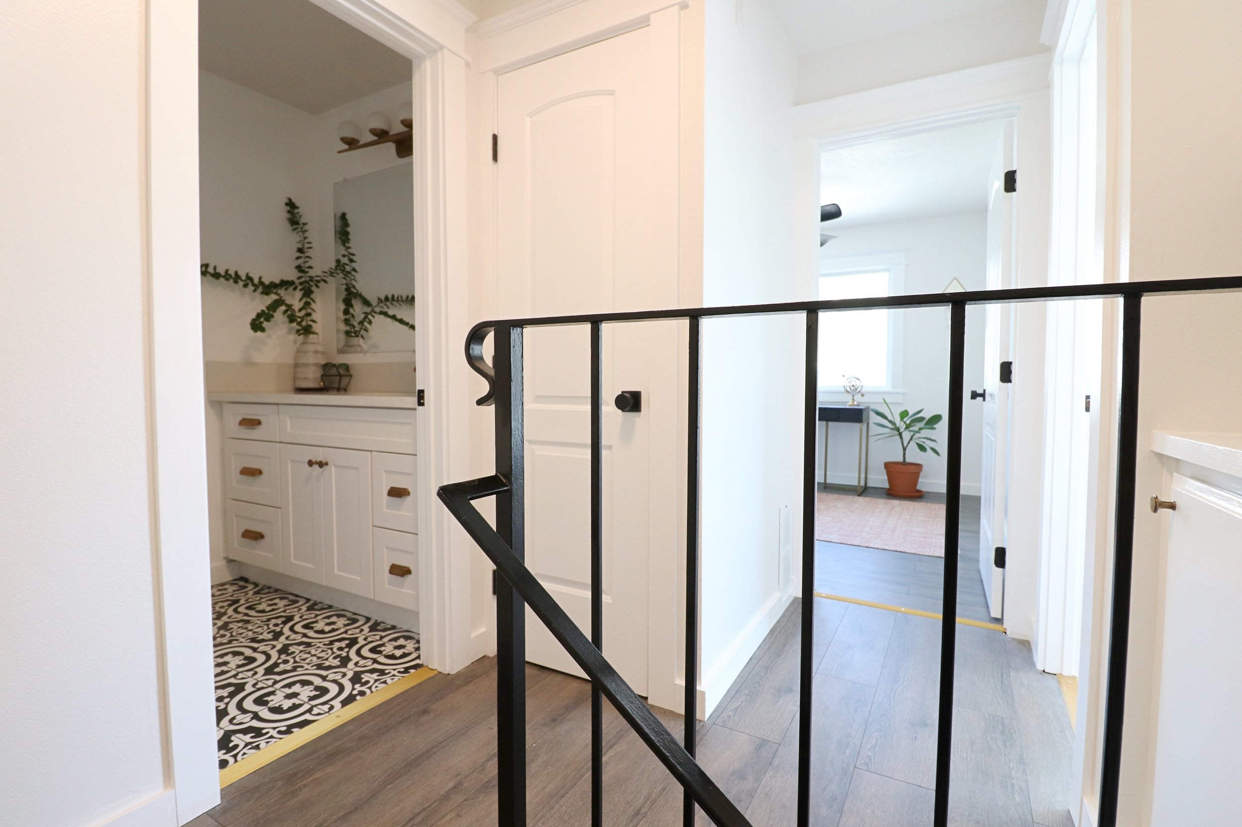 Santa Clarita For Rent - The Brick House